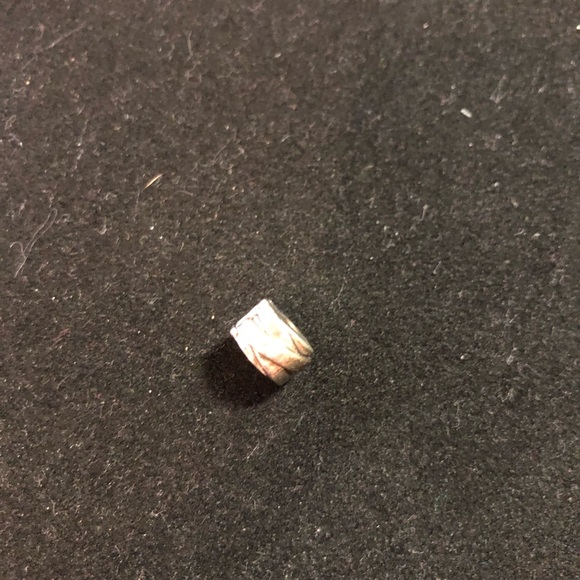 Pandora Polished Ribbons clip sterling silver charm - Picture 8 of 13